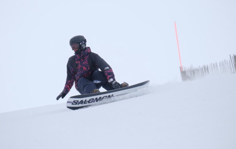 Cómo elegir tu tabla de snowboard: guía completa de un instructor